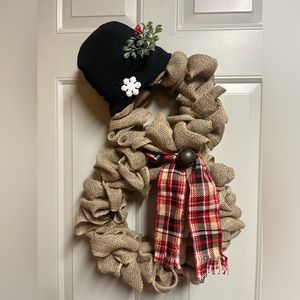 Burlap snowman wreath.
